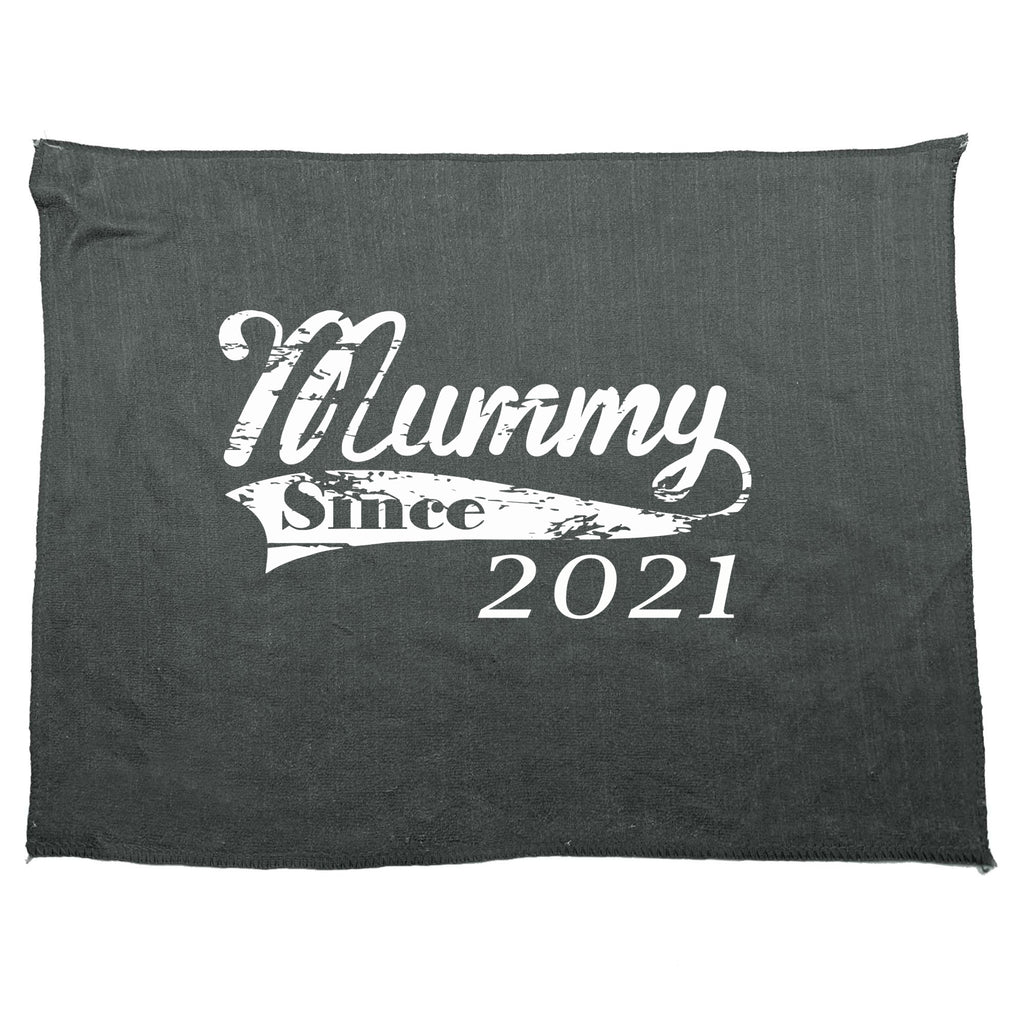 Mummy Since 2021 - Funny Novelty Gym Sports Microfiber Towel