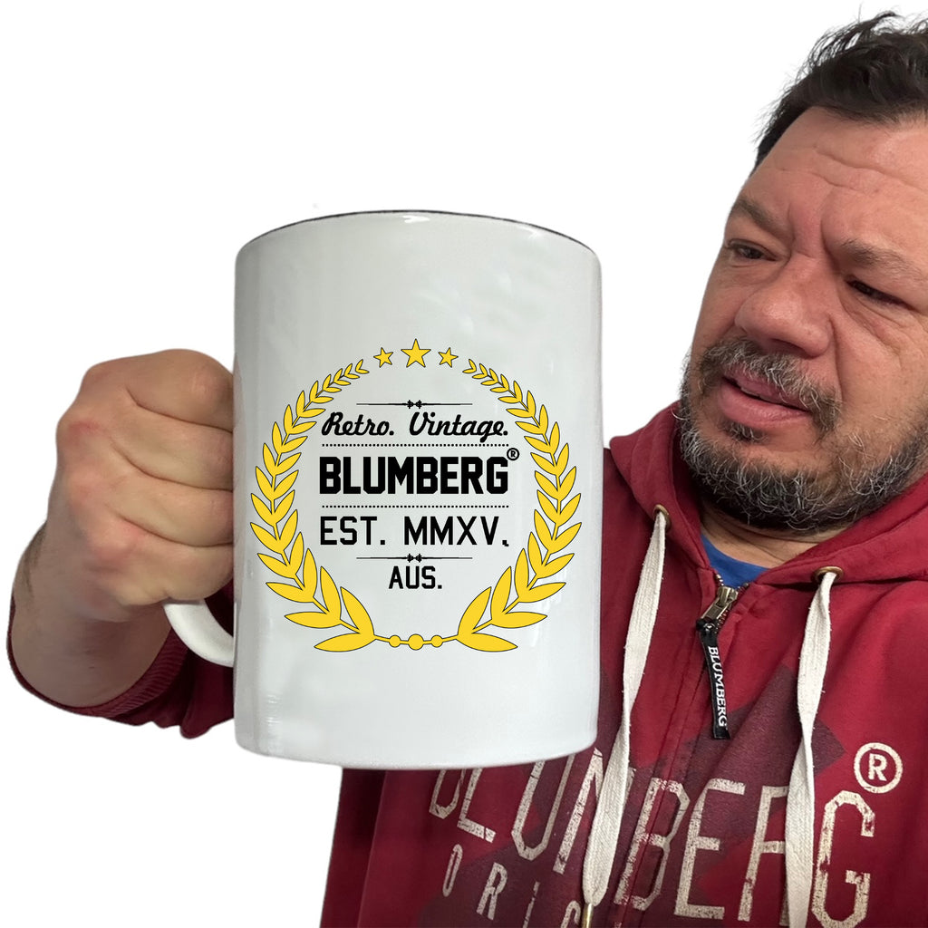 Blumberg Retro Vintage Est Mmxv Australia - Funny Giant 2 Litre Mug